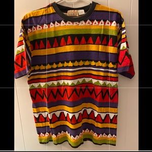 Courtney & Co Basics vintage abstract 90s colorblock Aztec print tee shirt